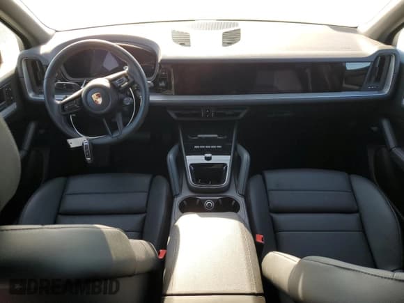 ✅ 2024 Porsche Cayenne • VIN: WP1AA2AY4RDA08608 • Lot: 45282695. Listed on Copart with Not provided. Free auction sales archive from the USA and detailed vehicle history report at DreamBid. Image 8.