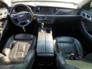 ✅ 2015 Hyundai Genesis 3.8L • VIN: KMHGN4JE1FU037508 • Lot: 75682204. Wystawiony na Copart z przebiegiem 104 919 mil. Bezpłatny archiwum sprzedaży aukcyjnych z USA i szczegółowy raport historii pojazdu na DreamBid. Zdjęcie 8.