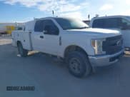 ✅ 2019 Ford F-350 Lariat • VIN: 1FT7X3B69KED70740 • Лот: 41665562. Опубликован ранее на IAAI с пробегом 190 822 миль. Бесплатный доступ к архиву аукционных продаж из США и подробный отчёт об истории автомобиля на DreamBid. Изображение 1.
