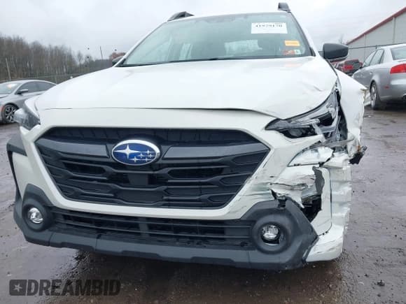 ✅ 2025 Subaru Outback • VIN: 4S4BTAAC8S3170716 • Lot: 41979170. Listed on IAAI with 2,783 mi. Free auction sales archive from the USA and detailed vehicle history report at DreamBid. Image 18.