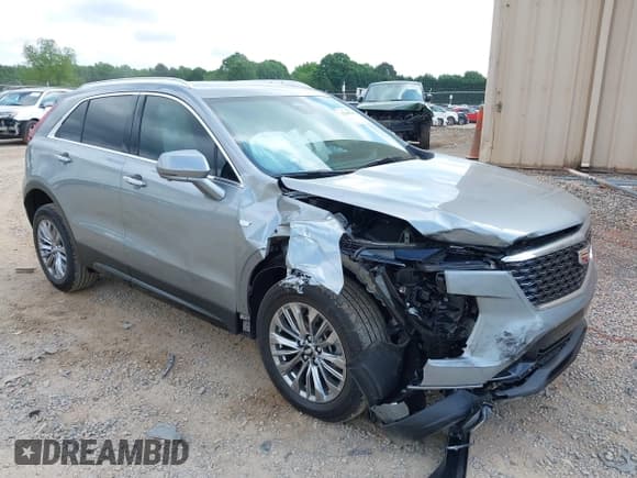 ✅ 2025 Cadillac XT4 FWD Premium Luxury • VIN: 1GYFZCR41SF142388 • Lot: 42144764. Listed on IAAI with 9,993 mi. Free auction sales archive from the USA and detailed vehicle history report at DreamBid. Image 1.