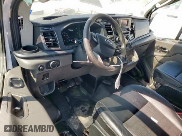 ✅ 2022 Ford Transit Cargo • VIN: 1FTBR1Y88NKA84028 • Lot: 84947075. Listed on Copart with 64,572 mi. Free auction sales archive from the USA and detailed vehicle history report at DreamBid. Image 8.