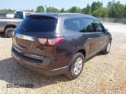 ✅ 2015 Chevrolet Traverse LS • VIN: 1GNKRFKD1FJ150100 • Лот: 43124481. Опубликован ранее на IAAI с пробегом 217 826 миль. Бесплатный доступ к архиву аукционных продаж из США и подробный отчёт об истории автомобиля на DreamBid. Изображение 4.