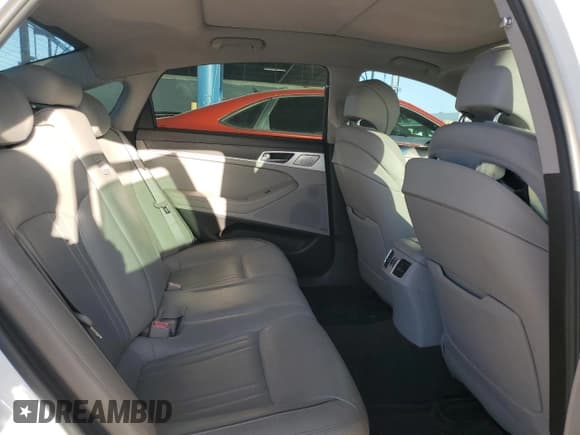 ✅ 2019 Genesis G80 3.8L • VIN: KMTFN4JE5KU313572 • Lot: 63610585. Wystawiony na Copart z przebiegiem 121 519 mil. Bezpłatny archiwum sprzedaży aukcyjnych z USA i szczegółowy raport historii pojazdu na DreamBid. Zdjęcie 10.