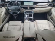 ✅ 2019 Genesis G90 Premium • VIN: KMTF34JA8KU056846 • Лот: 82600775. Опубликован ранее на Copart с пробегом 33 224 миль. Бесплатный доступ к архиву аукционных продаж из США и подробный отчёт об истории автомобиля на DreamBid. Изображение 8.