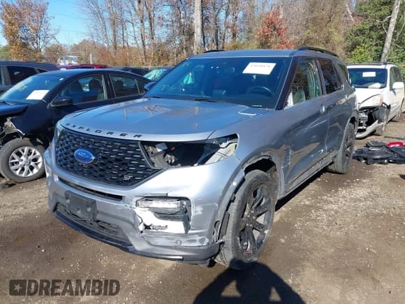 ✅ 2020 Ford Explorer ST • VIN: 1FM5K8GC1LGB61432 • Lot: 43650421. Wystawiony na IAAI z przebiegiem 83 099 mil. Bezpłatny archiwum sprzedaży aukcyjnych z USA i szczegółowy raport historii pojazdu na DreamBid. Zdjęcie 6.