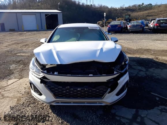 ✅ 2018 Hyundai Sonata Limited • VIN: 5NPE34AF9JH712972 • Lot: 68683522. Listed on Copart with 13,446 mi. Free auction sales archive from the USA and detailed vehicle history report at DreamBid. Image 5.