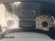 ✅ 2012 Ford Expedition XLT • VIN: 1FMJU1J56CEF40075 • Lot: 70683785. Wystawiony na Copart z przebiegiem 163 390 mil. Bezpłatny archiwum sprzedaży aukcyjnych z USA i szczegółowy raport historii pojazdu na DreamBid. Zdjęcie 9.