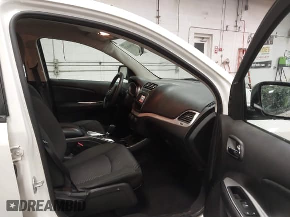 ✅ 2012 Dodge Journey American Value • VIN: 3C4PDCAB5CT203770 • Lot: 43561631. Listed on IAAI with 69,936 mi. Free auction sales archive from the USA and detailed vehicle history report at DreamBid. Image 5.
