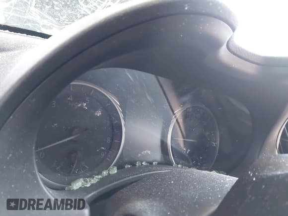 ✅ 2014 Infiniti Q50 Premium • VIN: JN1BV7AP1EM693470 • Lot: 42098372. Listed on IAAI with Not provided. Free auction sales archive from the USA and detailed vehicle history report at DreamBid. Image 16.