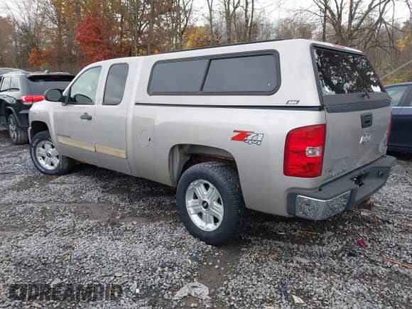 2008 Chevrolet Silverado 1500 2LT с VIN 2GCEK19J481308080, выставлен на аукционе IAAI как лот 43580308 с пробегом 126 494 миль миль и . История ставок и продаж доступна на DreamBid. Изображение 3.