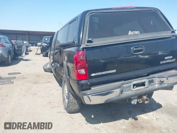 ✅ 2003 Chevrolet Silverado 2500HD LS • VIN: 1GCHC29163E123875 • Лот: 42013870. Опубликован ранее на IAAI с пробегом Не указан. Бесплатный доступ к архиву аукционных продаж из США и подробный отчёт об истории автомобиля на DreamBid. Изображение 3.