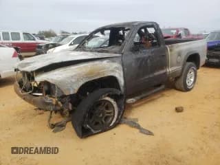 ✅ 2002 Dodge Dakota • VIN: 1B7GG16X72S553563 • Lot: 81061494. Wystawiony na Copart z przebiegiem Nie podano. Bezpłatny archiwum sprzedaży aukcyjnych z USA i szczegółowy raport historii pojazdu na DreamBid. Zdjęcie 1.