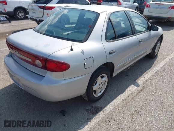 ✅ 2003 Chevrolet Cavalier • VIN: 1G1JC52F037117687 • Lot: 42792658. Listed on IAAI with 213,020 mi. Free auction sales archive from the USA and detailed vehicle history report at DreamBid. Image 4.