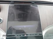 ✅ 2023 Mercedes-Benz EQE 500 • VIN: 4JGGM2CB8PA009184 • Lot: 43571742. Wystawiony na IAAI z przebiegiem 16 692 mil. Bezpłatny archiwum sprzedaży aukcyjnych z USA i szczegółowy raport historii pojazdu na DreamBid. Zdjęcie 19.