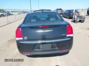 ✅ 2016 Chrysler 300 Limited • VIN: 2C3CCARG5GH170892 • Lot: 43290802. Listed on IAAI with 182,102 mi. Free auction sales archive from the USA and detailed vehicle history report at DreamBid. Image 17.