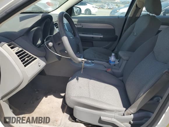 ✅ 2008 Chrysler Sebring LX • VIN: 1C3LC46K28N165622 • Lot: 56737465. Listed on Copart with 173,420 mi. Free auction sales archive from the USA and detailed vehicle history report at DreamBid. Image 7.