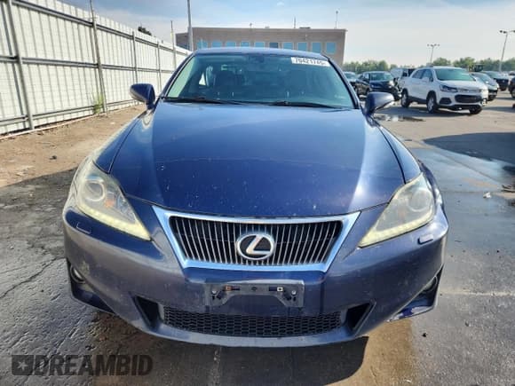 ✅ 2011 Lexus IS 350 • VIN: JTHCE5C20B5001467 • Lot: 70421745. Wystawiony na Copart z przebiegiem 122 847 mil. Bezpłatny archiwum sprzedaży aukcyjnych z USA i szczegółowy raport historii pojazdu na DreamBid. Zdjęcie 5.