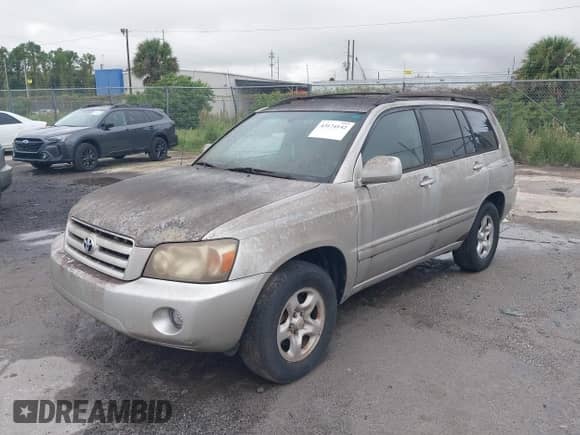 2006 Toyota Highlander с VIN JTEGD21A460137419, выставлен на аукционе IAAI как лот 43174142 с пробегом 213 706 миль миль и . История ставок и продаж доступна на DreamBid. Изображение 2.
