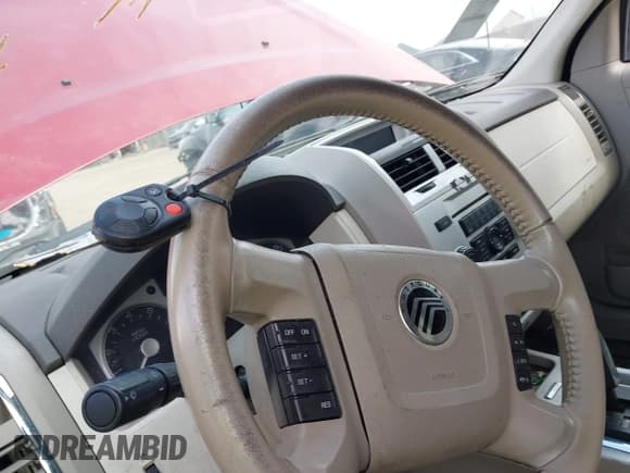 ✅ 2011 Mercury Mariner • VIN: 4M2CN8B76BKJ04064 • Лот: 41973530. Опубликован ранее на IAAI с пробегом 137 753 миль. Бесплатный доступ к архиву аукционных продаж из США и подробный отчёт об истории автомобиля на DreamBid. Изображение 11.