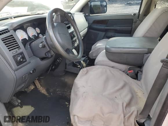 2008 Dodge 1500 SLT z VIN 1D7HU18208S548024, wystawiony jako Copart lot #64577494 z przebiegiem 203 264 mil mil oraz Szkoda całkowita • Salvage title. Historia ofert i sprzedaży dostępna na DreamBid. Obrazek 7.