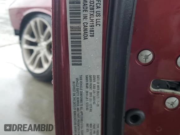 ✅ 2020 Dodge Challenger R/T 50th Anniversary • VIN: 2C3CDZBTXLH191878 • Lot: 67590625. Wystawiony na Copart z przebiegiem Nie podano. Bezpłatny archiwum sprzedaży aukcyjnych z USA i szczegółowy raport historii pojazdu na DreamBid. Zdjęcie 12.