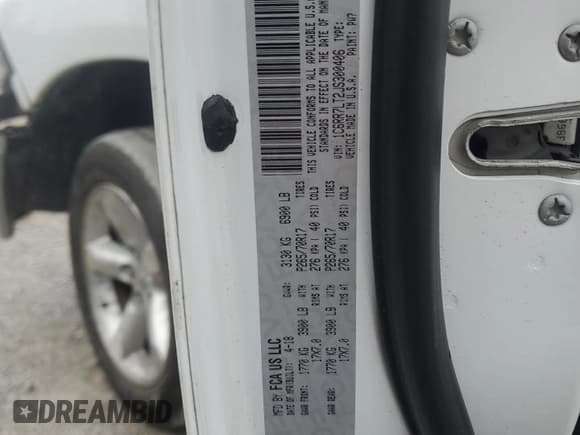 ✅ 2018 Ram 1500 Big Horn • VIN: 1C6RR7LT2JS300406 • Lot: 82220135. Listed on Copart with 141,130 mi. Free auction sales archive from the USA and detailed vehicle history report at DreamBid. Image 12.