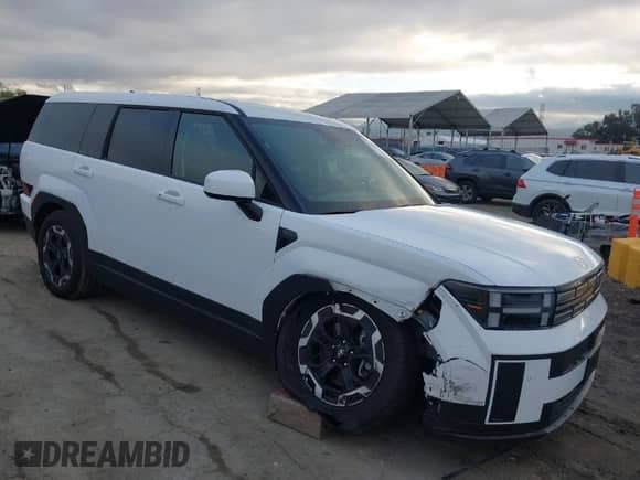 2025 Hyundai Santa Fe SE с VIN 5NMP14GL3SH079489, выставлен на аукционе IAAI как лот 41778430 с пробегом 3 869 миль миль и . История ставок и продаж доступна на DreamBid. Изображение 1.