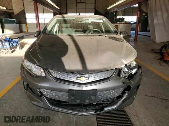 ✅ 2017 Chevrolet Volt LT • VIN: 1G1RA6S59HU154557 • Lot: 83006934. Wystawiony na Copart z przebiegiem 145 371 mil. Bezpłatny archiwum sprzedaży aukcyjnych z USA i szczegółowy raport historii pojazdu na DreamBid. Zdjęcie 5.