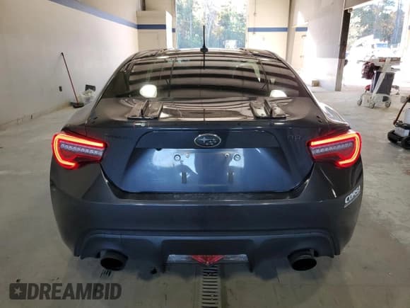 ✅ 2013 Subaru BRZ Limited • VIN: JF1ZCAC1XD1601883 • Лот: 86806665. Опубликован ранее на Copart с пробегом 174 432 миль. Бесплатный доступ к архиву аукционных продаж из США и подробный отчёт об истории автомобиля на DreamBid. Изображение 6.