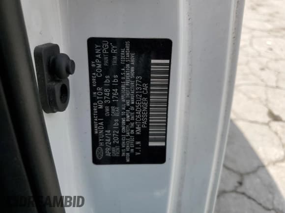 ✅ 2014 Hyundai Veloster • VIN: KMHTC6AD5EU213773 • Lot: 74619554. Wystawiony na Copart z przebiegiem 98 315 mil. Bezpłatny archiwum sprzedaży aukcyjnych z USA i szczegółowy raport historii pojazdu na DreamBid. Zdjęcie 14.