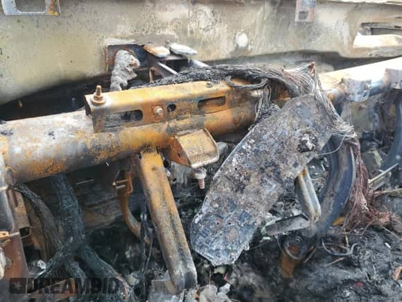 2021 Chevrolet Colorado 4WD ZR2 z VIN 1GCGTEEN5M1105480, wystawiony jako Copart lot #71435185 z przebiegiem Nie podano mil oraz Nie do naprawy • Non repairable. Historia ofert i sprzedaży dostępna na DreamBid. Obrazek 9.