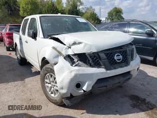✅ 2017 Nissan Frontier Desert Runner • VIN: 1N6DD0ERXHN725260 • Lot: 43399558. Wystawiony na IAAI z przebiegiem 224 018 mil. Bezpłatny archiwum sprzedaży aukcyjnych z USA i szczegółowy raport historii pojazdu na DreamBid. Zdjęcie 1.