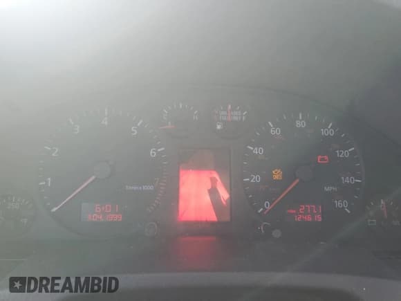 ✅ 2001 Audi A6 • VIN: WAUEH64B01N007772 • Lot: 86599075. Listed on Copart with 124,615 mi. Free auction sales archive from the USA and detailed vehicle history report at DreamBid. Image 9.