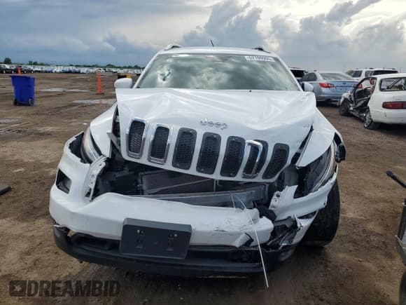 ✅ 2018 Jeep Cherokee Latitude Plus • VIN: 1C4PJMLB3JD570522 • Lot: 62199995. Listed on Copart with 120,478 mi. Free auction sales archive from the USA and detailed vehicle history report at DreamBid. Image 5.
