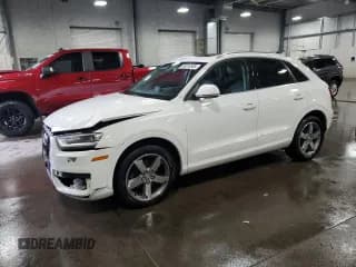 ✅ 2015 Audi Q3 Premium Plus • VIN: WA1EFCFS2FR001034 • Lot: 86810505. Wystawiony na Copart z przebiegiem 93 719 mil. Bezpłatny archiwum sprzedaży aukcyjnych z USA i szczegółowy raport historii pojazdu na DreamBid. Zdjęcie 1.