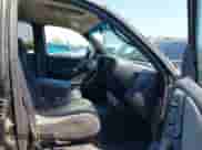 ✅ 2000 Dodge Dakota Sport • VIN: 1B7GL2AZ1YS730255 • Лот: 42826219. Размещён на IAAI с пробегом 190 037 миль миль. Получите бесплатный доступ к архиву аукционных продаж из США и посмотрите подробный отчёт об истории автомобиля на DreamBid. Изображение 5.