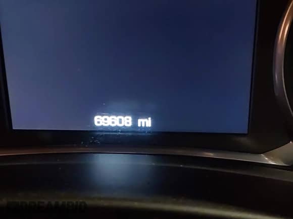 2018 Chevrolet Equinox LT z VIN 2GNAXSEVXJ6112062, wystawiony jako IAAI lot #43406177 z przebiegiem 69 608 mil mil oraz . Historia ofert i sprzedaży dostępna na DreamBid. Obrazek 7.