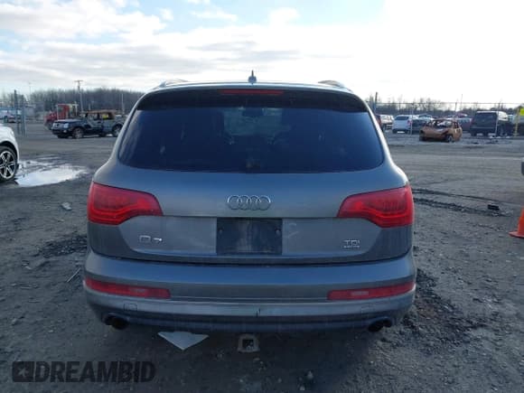 ✅ 2012 Audi Q7 Premium Plus • VIN: WA1LMAFE7CD001664 • Lot: 41457361. Listed on IAAI with 136,500 mi. Free auction sales archive from the USA and detailed vehicle history report at DreamBid. Image 16.
