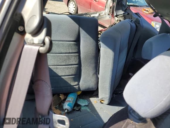 ✅ 1990 Honda Civic DX • VIN: 2HGED6352LH528712 • Lot: 68137834. Wystawiony na Copart z przebiegiem 259 316 mil. Bezpłatny archiwum sprzedaży aukcyjnych z USA i szczegółowy raport historii pojazdu na DreamBid. Zdjęcie 10.