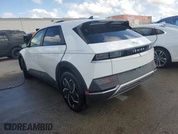 ✅ 2024 Hyundai Ioniq 5 SEL • VIN: KM8KN4DE7RU269041 • Lot: 74008014. Wystawiony na Copart z przebiegiem Nie podano mil. Skorzystaj z bezpłatnego archiwum sprzedaży aukcyjnych z USA i zobacz szczegółowy raport historii pojazdu na DreamBid. Zdjęcie 2.