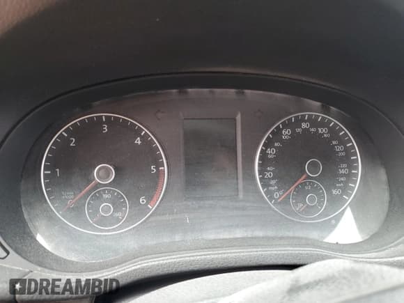 ✅ 2015 Volkswagen Passat SEL Premium • VIN: 1VWCV7A35FC084773 • Lot: 85671705. Wystawiony na Copart z przebiegiem Nie podano. Bezpłatny archiwum sprzedaży aukcyjnych z USA i szczegółowy raport historii pojazdu na DreamBid. Zdjęcie 9.