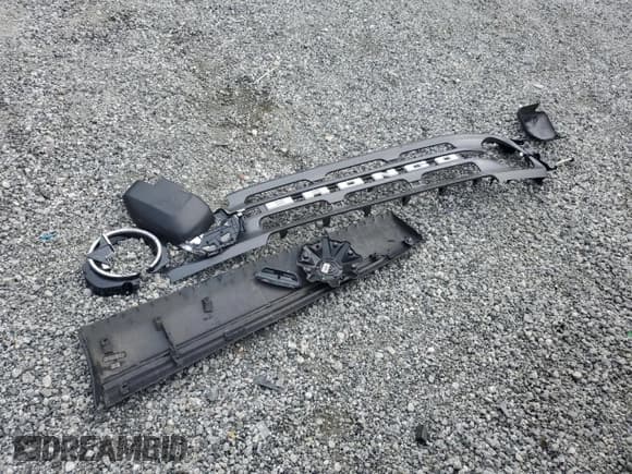 ✅ 2021 Ford Bronco • VIN: 1FMDE5BH8MLB06988 • Lot: 84236085. Listed on Copart with 31,093 mi. Free auction sales archive from the USA and detailed vehicle history report at DreamBid. Image 13.