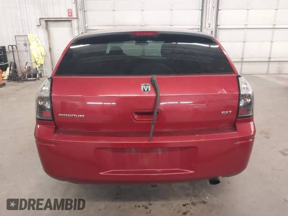 2005 Dodge Magnum SE с VIN 2D4FV48V25H536201, выставлен на аукционе IAAI как лот 42831334 с пробегом 136 818 миль миль и . История ставок и продаж доступна на DreamBid. Изображение 17.