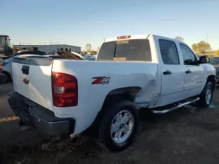 ✅ 2013 Chevrolet Silverado 1500 LT • VIN: 3GCPKSE70DG324724 • Lot: 76033874. Listed on Copart with 155,670 mi. Free auction sales archive from the USA and detailed vehicle history report at DreamBid. Image 3.