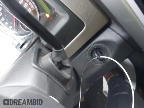 ✅ 2009 Dodge 1500 TRX • VIN: 1D3HB13P89S700689 • Lot: 41863623. Wystawiony na IAAI z przebiegiem 288 099 mil. Bezpłatny archiwum sprzedaży aukcyjnych z USA i szczegółowy raport historii pojazdu na DreamBid. Zdjęcie 11.