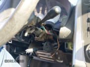 ✅ 2006 Saturn VUE • VIN: 5GZCZ33D96S869582 • Lot: 42011060. Wystawiony na IAAI z przebiegiem 159 203 mil. Bezpłatny archiwum sprzedaży aukcyjnych z USA i szczegółowy raport historii pojazdu na DreamBid. Zdjęcie 6.