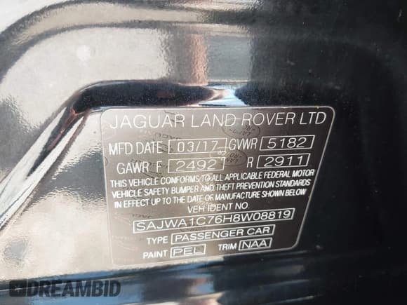 ✅ 2017 Jaguar XJ R-Sport • VIN: SAJWA1C76H8W08819 • Lot: 42181569. Wystawiony na IAAI z przebiegiem 126 679 mil. Bezpłatny archiwum sprzedaży aukcyjnych z USA i szczegółowy raport historii pojazdu na DreamBid. Zdjęcie 9.