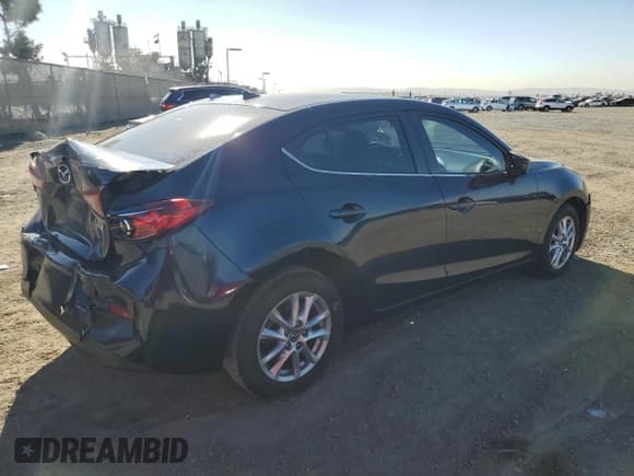 ✅ 2015 Mazda 3 i Grand Touring • VIN: JM1BM1W77F1260745 • Lot: 85544524. Wystawiony na Copart z przebiegiem 116 303 mil. Bezpłatny archiwum sprzedaży aukcyjnych z USA i szczegółowy raport historii pojazdu na DreamBid. Zdjęcie 3.