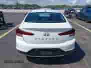 2020 Hyundai Elantra SEL z VIN 5NPD84LF5LH548052, wystawiony jako IAAI lot #43395758 z przebiegiem 84 965 mil mil oraz . Historia ofert i sprzedaży dostępna na DreamBid. Obrazek 16.